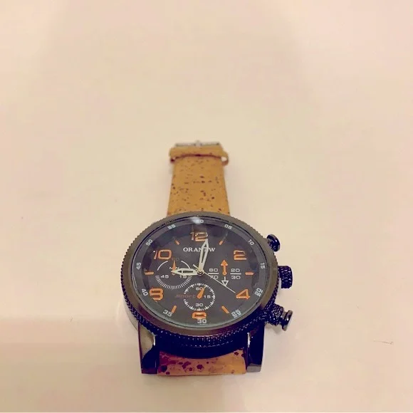 Men’s Watch - Picture 1 of 6